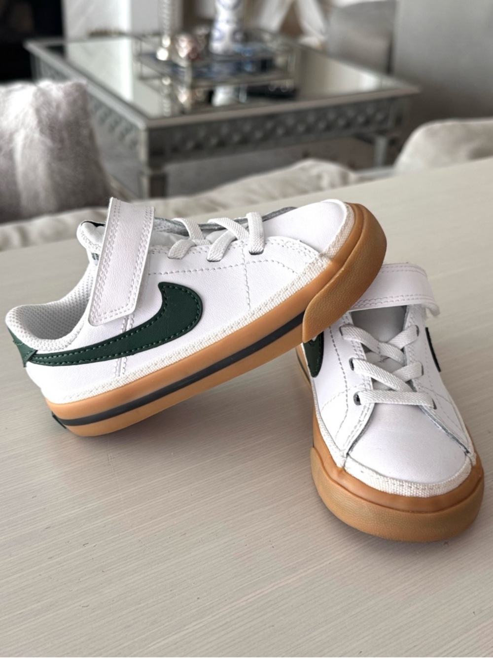 Nike Court Borough Low 2 TDV Toddler Size 8C White Green Gum Sole Velcro